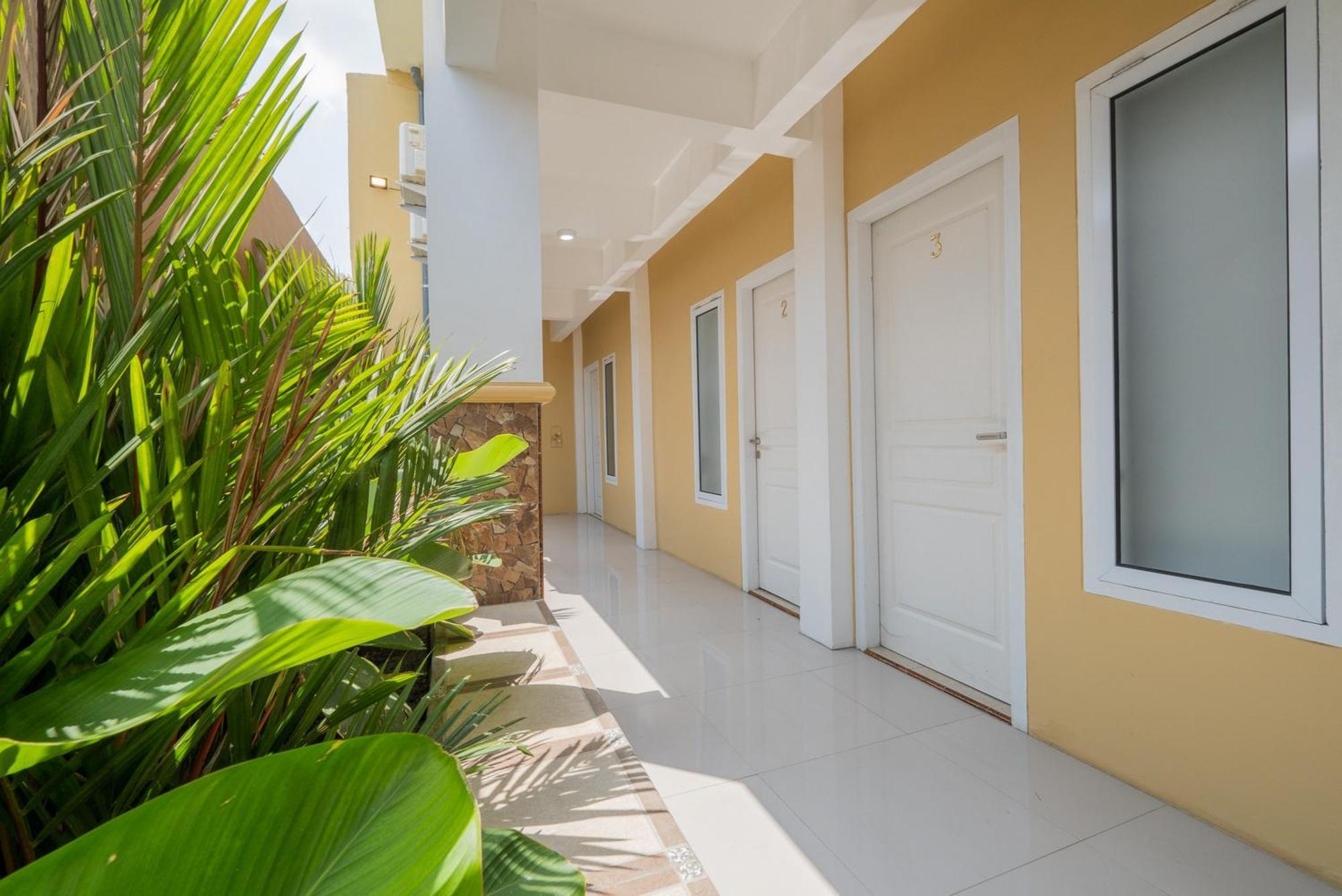 Reddoorz Syariah Near Rsud Dr Iskak Tulungagung Hotel Kedungwaru Екстериор снимка