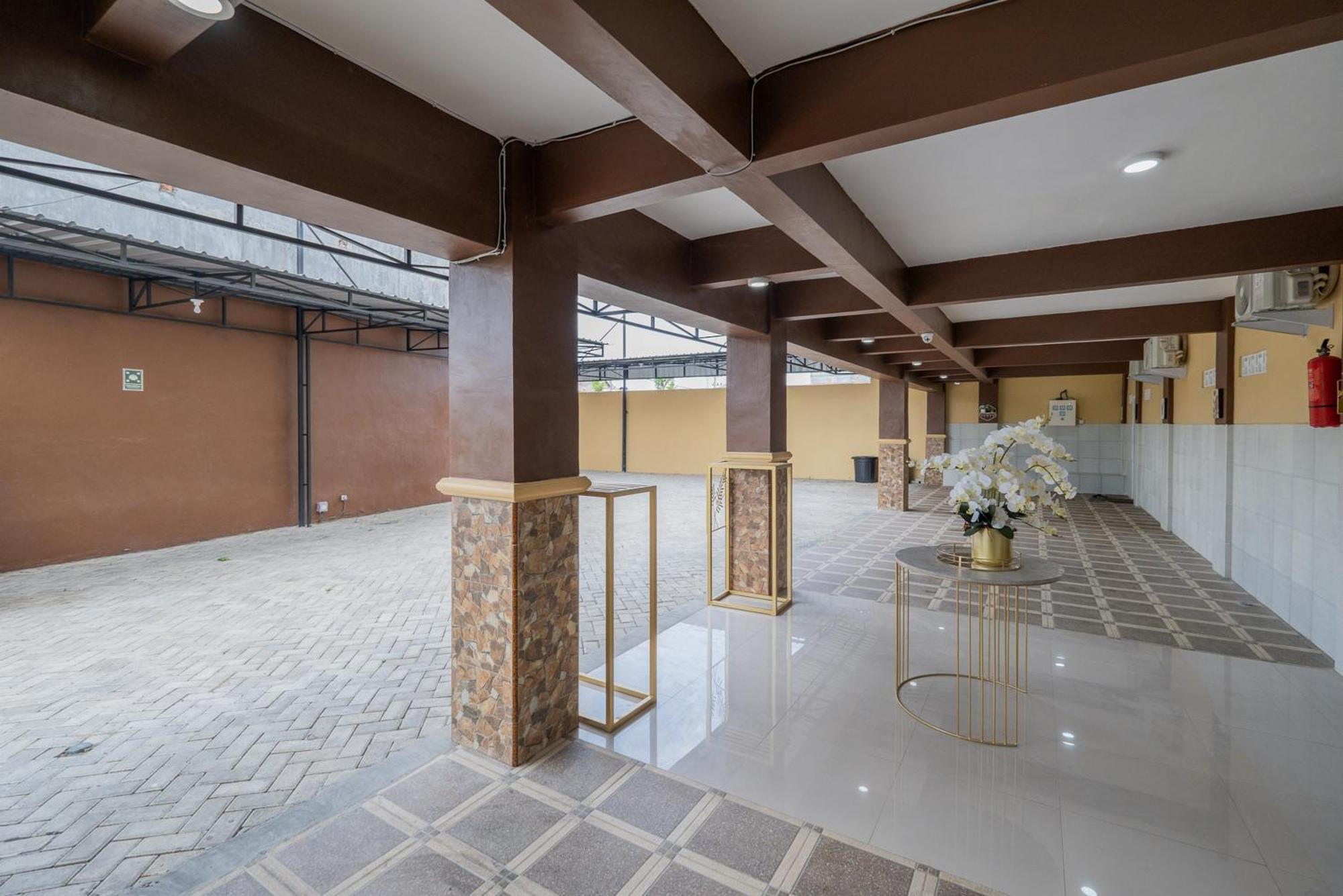 Reddoorz Syariah Near Rsud Dr Iskak Tulungagung Hotel Kedungwaru Екстериор снимка